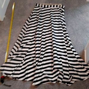 Striped skirt